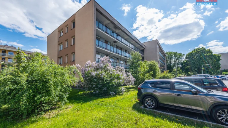 Prodej bytu 3+1 v Příbrami, 77m², ul. Gen. Kholla