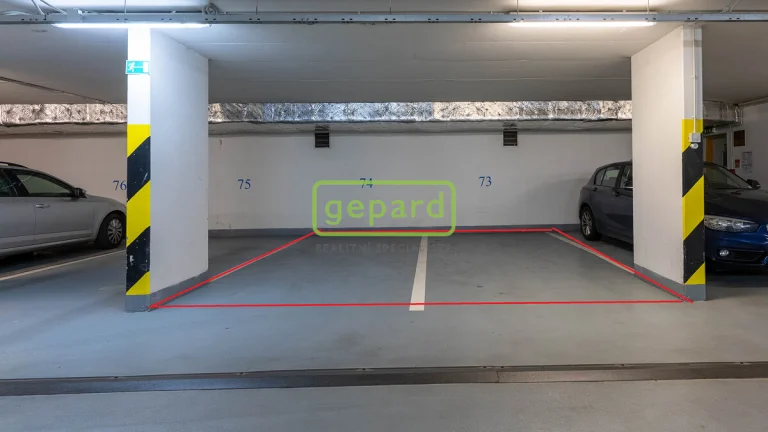 Prodej dvou garážových stání a dvou sklepů 1,8 a 1,9m2, Prah