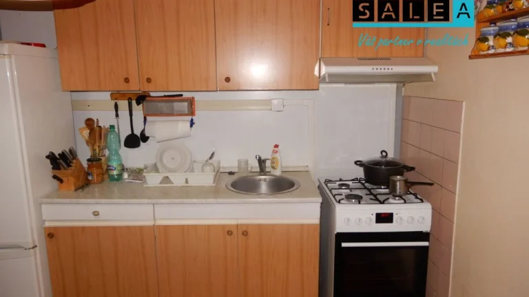 Slnečný 3 Izbový byt, 75 m2, balkón, širšie centrum, Levice