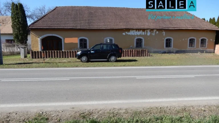 Rodinný dom, 250 m2, Hronovce, okr. Levice
