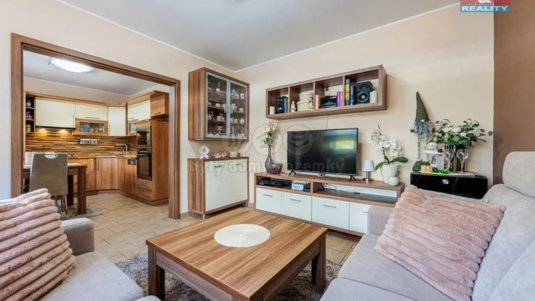 Prodej bytu 4+1, 77 m², Chodov, ul. Husova