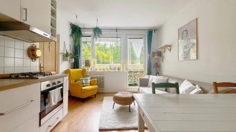 2 a POL IZBOVÝ BYT S LOGGIOU, 50 M2, BRATISLAVA, KARLOVA VES