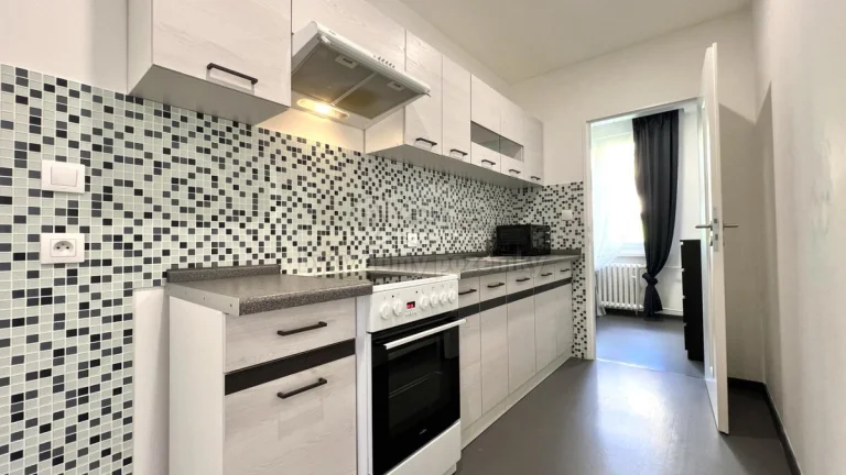 Pronájem bytu 2+kk, 42 m², Děčín, ul. Slovanská