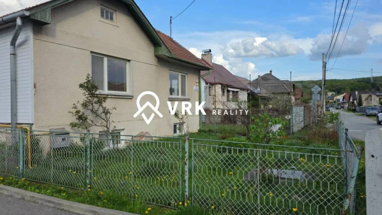 RODINNÝ DOM, DRUŽSTEVNÁ PRI HORNÁDE