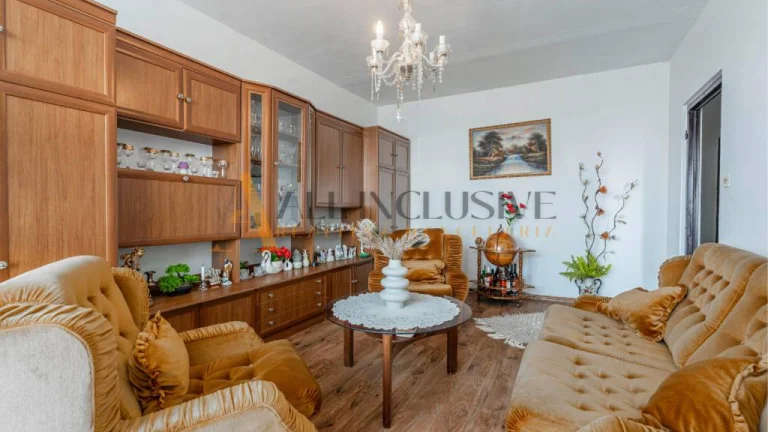 ALL INCLUSIVE l NA PREDAJ PRIESTRANNÝ 3 IZBOVÝ BYT S BALKÓNO