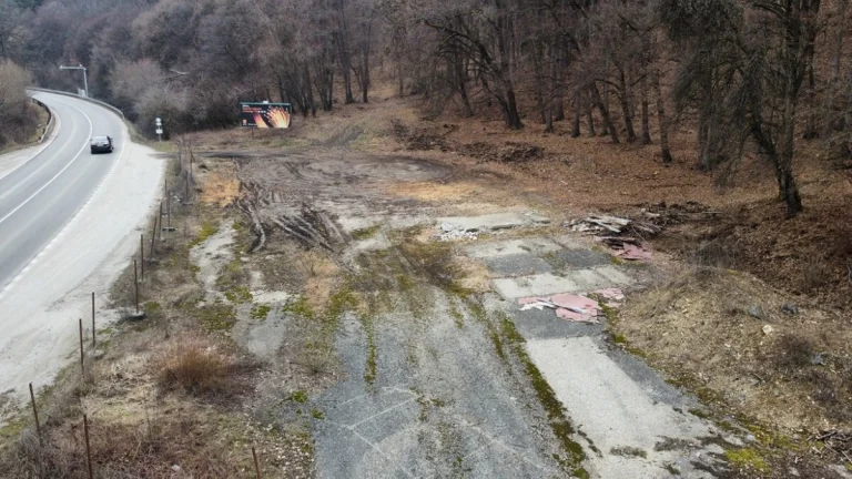 Viacúčelový investičný pozemok / 2782 m2 / - Bytča