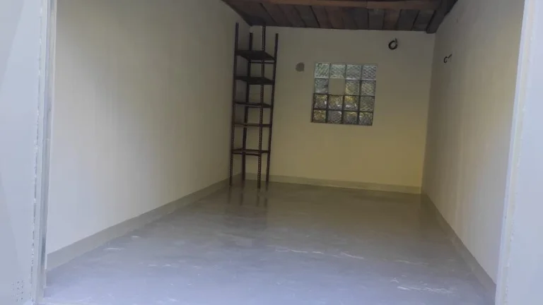 Pronajmu garáž /sklad