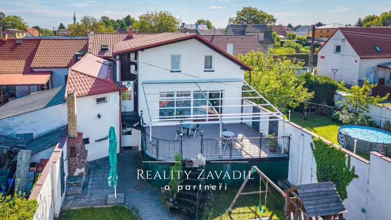 Prodej komerčních prostor s ubytováním, 350 m2 - Hovorčovice