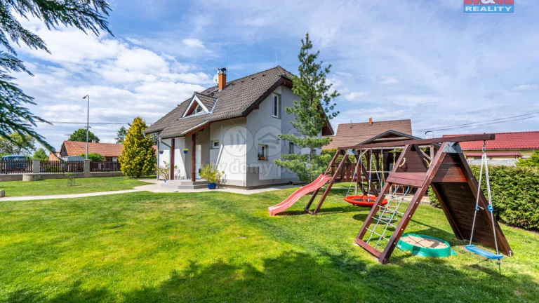 Prodej rodinného domu, 129 m², Kostomlátky, ul. Ke Křížku