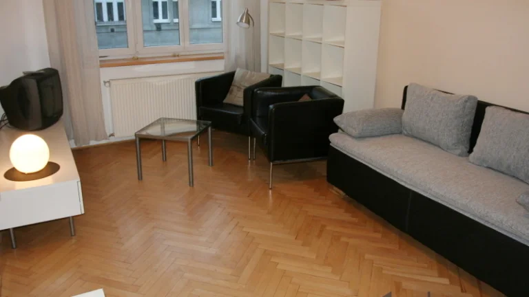 Pronájem velice pěkného bytu 1+1, 37m2, Praha 10 - Vršovice,
