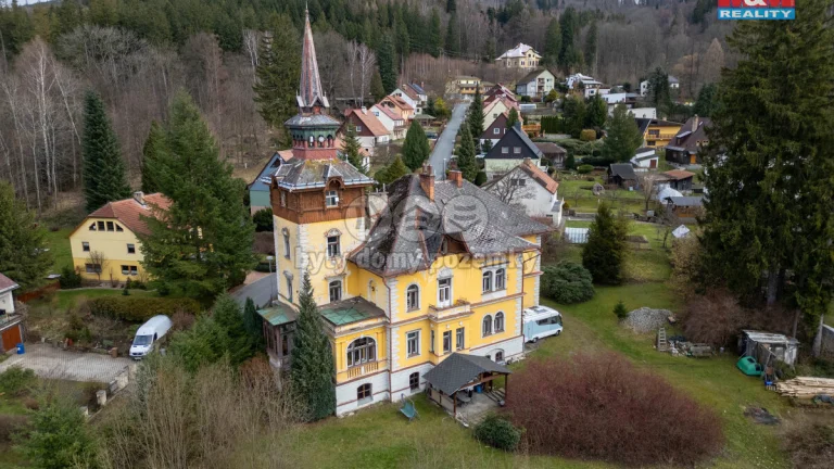 Prodej rodinného domu, 800 m2, Jeseník, ul. Skupova