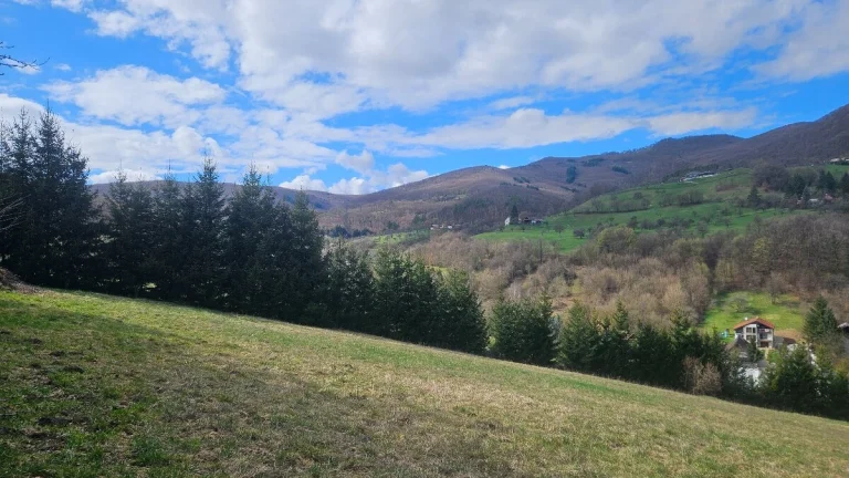 Pozemok s krásnym výhľadom