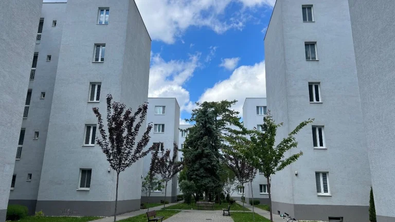 Na predajom 1- izbový byt na Vajnorskej ulici 620€ mesačne