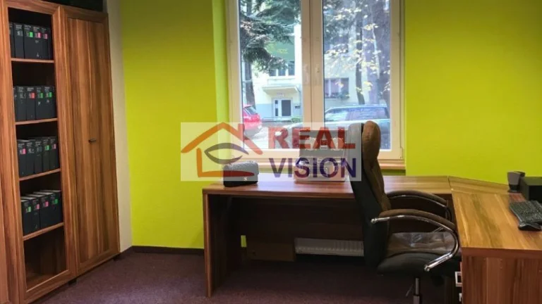 Byt v centre Popradu, bezbariérový, prízemie, vhodný aj na p