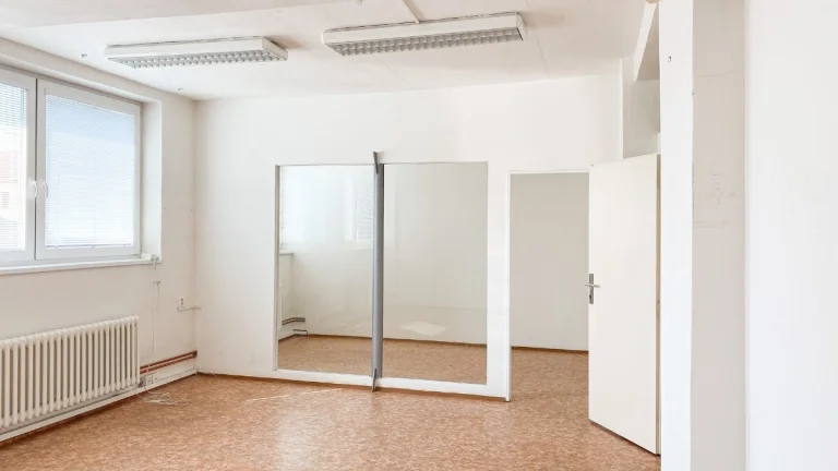 Pronájem kanceláře 73,3 m2, Brno, Maloměřice