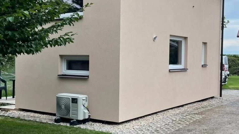POSTAVÍME MOBILNÍ DŘEVOSTAVBU, NÍZKOENERGETICKOU, TŘÍDY "B