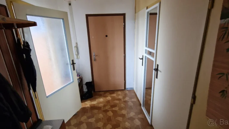 Predám trojizbový byt v Topoľčanoch