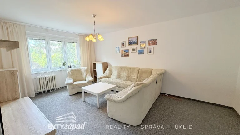 Pronájem byty 3+1, 70 m2 - Klatovy II, ev.č. yMKB8470