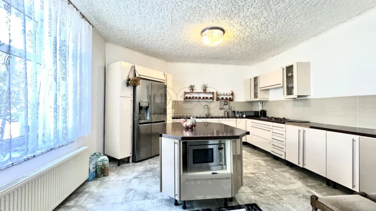 Prodej rodinného domu, 276 m², Žulová, ul. Školní