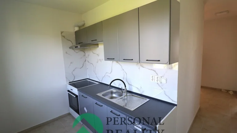 Pronájem byty 3+1, 70 m2 - Ostrov, ev.č. 02288