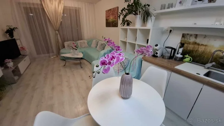 Nájom 2izb.bytu v Rezidencii Kyjevská Levice