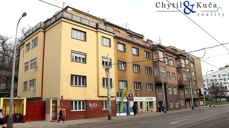 Prodej bytu 1+0 (30,11 m2), Plzeňská, Smíchov, Praha 5