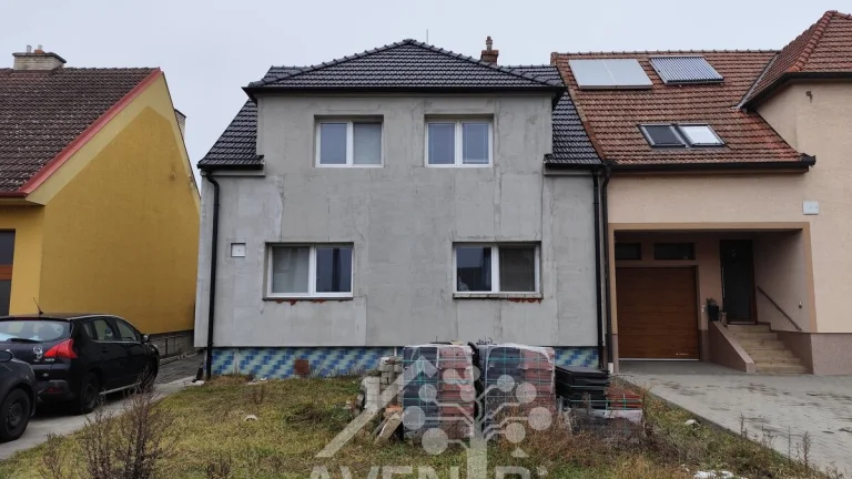 Prodej rodinného domu, 205 m2 - Vlkoš, ev.č. 00141