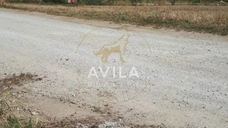NA PREDAJ: Pozemok 1284m2 na stavbu RD - Veľké Kostoľany