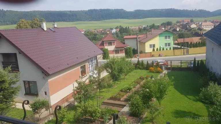 Ponúkame na predaj kompletne zrekonštruovanýrodinný dom v S