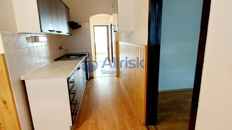 4 izbový byt na predaj - dohoda možná