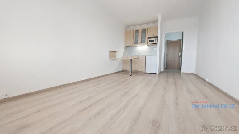 Pronájem, byt 1+kk, 27 m, Na Obvodu 1100/45, Ostrava - Vítko