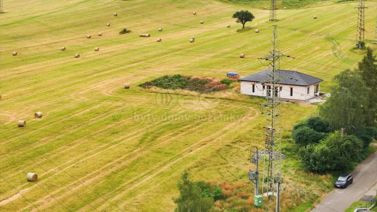 Prodej pozemku k bydlení, 1317 m², Trmice