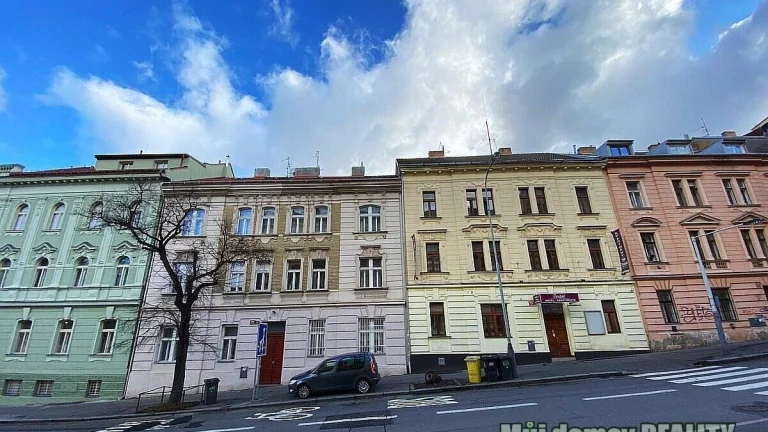 Pronájem bytu 2+kk, 50 m U Santošky, Praha 5 (Anděl)