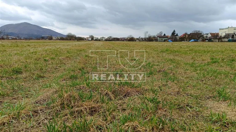 INVESTIČNÝ POZEMOK BELUŠA - 5781m2
