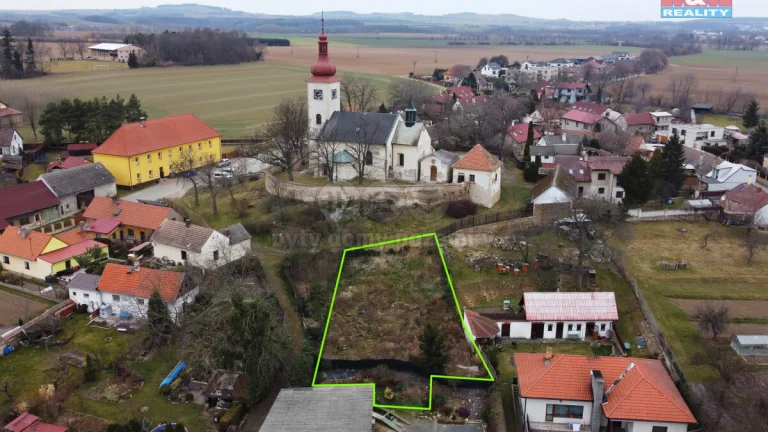 Prodej zahrady v Křeseticích