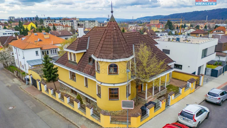 Prodej rodinného domu, 328 m², Praha, ul. Vojtova
