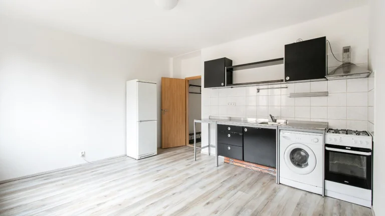 Pronájem bytu 2+kk, Družstevní ochoz, Nusle, 16.900 Kč/měs,