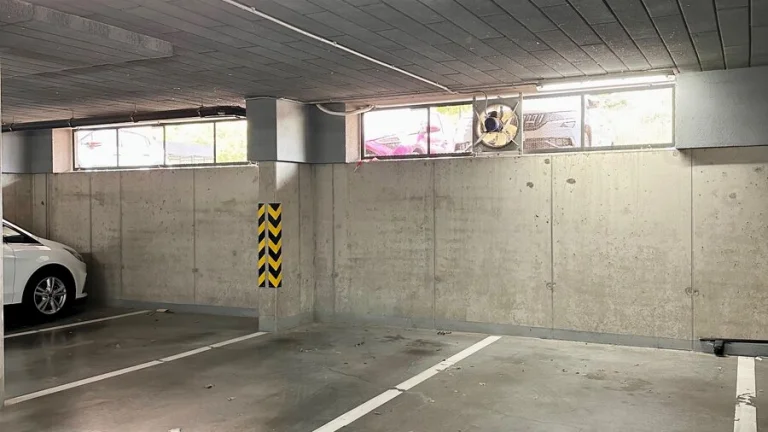 Predaj - garážového státia, Bratislava - Žltá ulica
