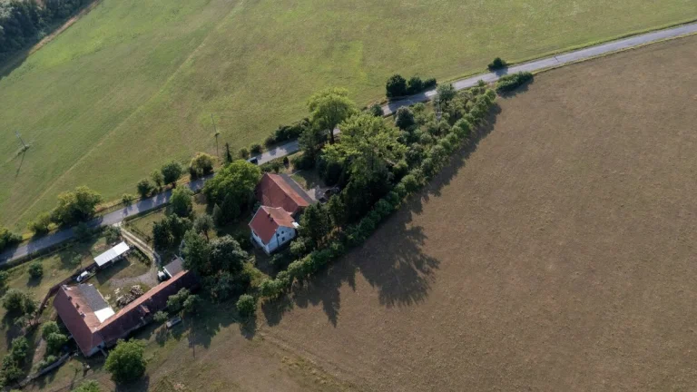 PRODEJ ZEMĚDĚLSKÉ USEDLOSTI NEZDENICE