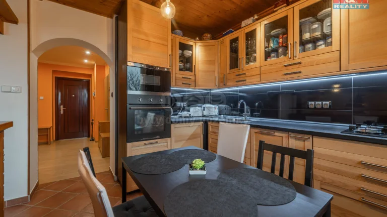 Prodej bytu 3+kk, 69 m², Skřipel