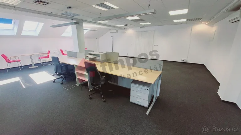 Pronájem nebytového prostoru 245 m2, Ringhofferovo nám., Kam