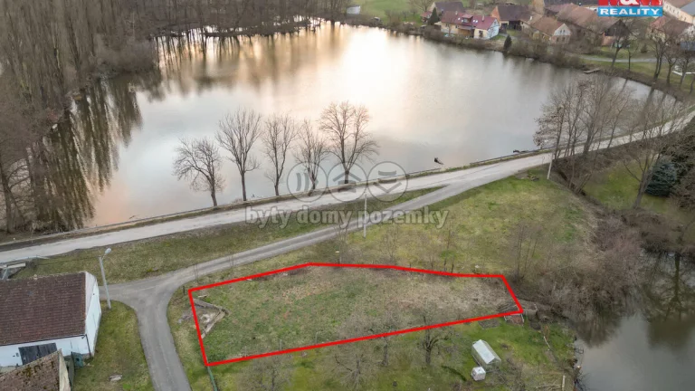 Prodej pozemku k bydlení, 951 m², Ježovy
