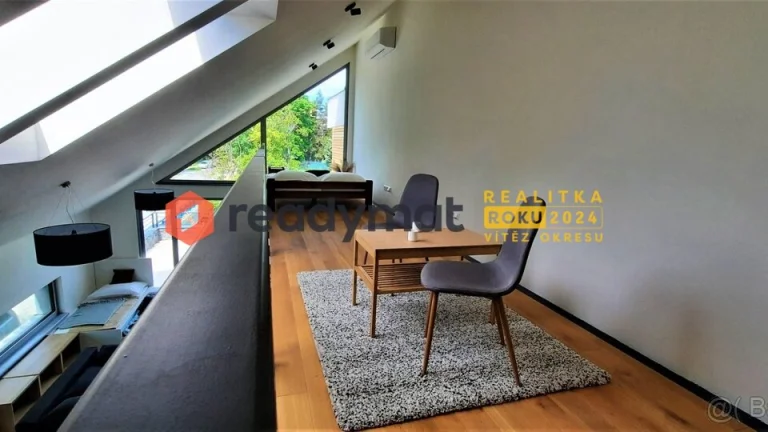Pronájem ateliéru 1+kk 74 m², Hodonín