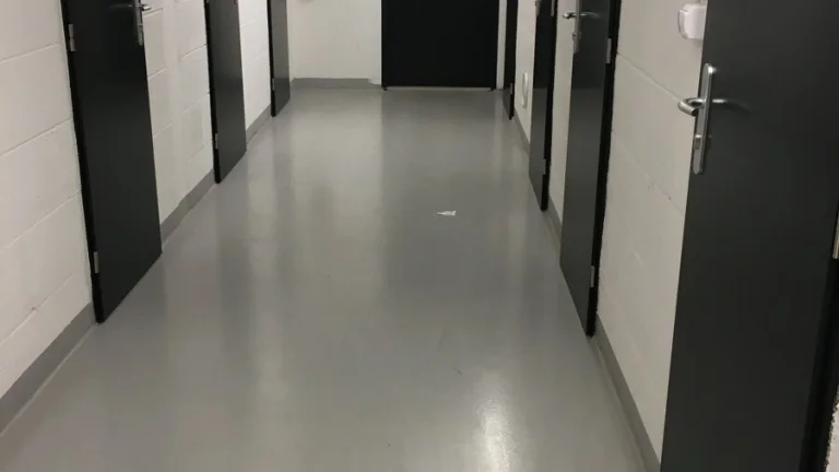 pronájem skladu sklepu Sanderova ulice Praha 7 -