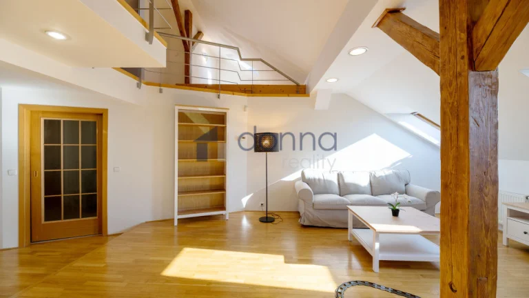 Pronájem mezonetového bytu 3+kk/L, 115m², ul. Petřínská, Pra