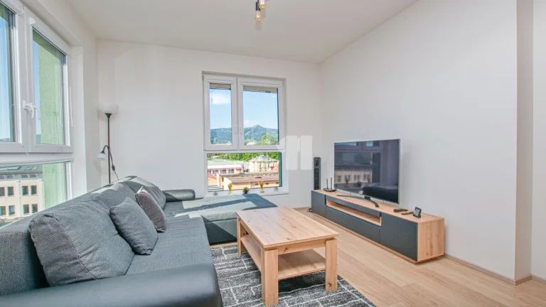 Prodej bytu 2+kk + 2x balkon, 58 m2 Liberec