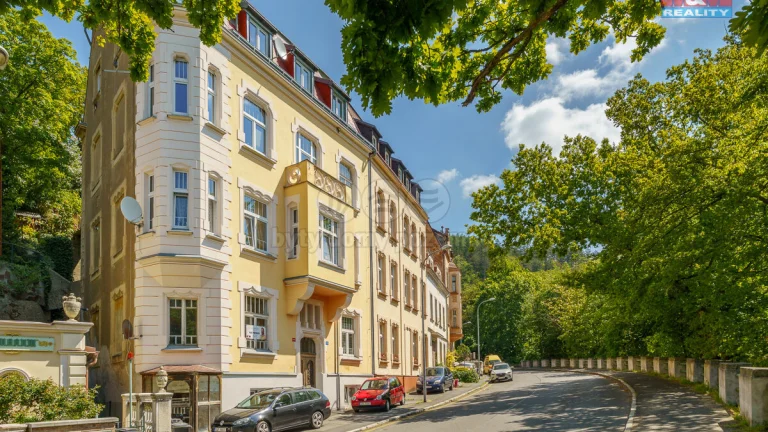Prodej bytu 1+1, 31 m², Karlovy Vary, ul. Pražská silnice