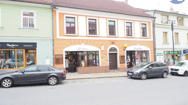 Pronájem, komerční prostor 50m2, Písek, ul. Žižkova třída