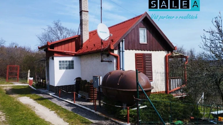 Záhradná chata s pozemkom v záhradkárskej oblasti obce Šípko