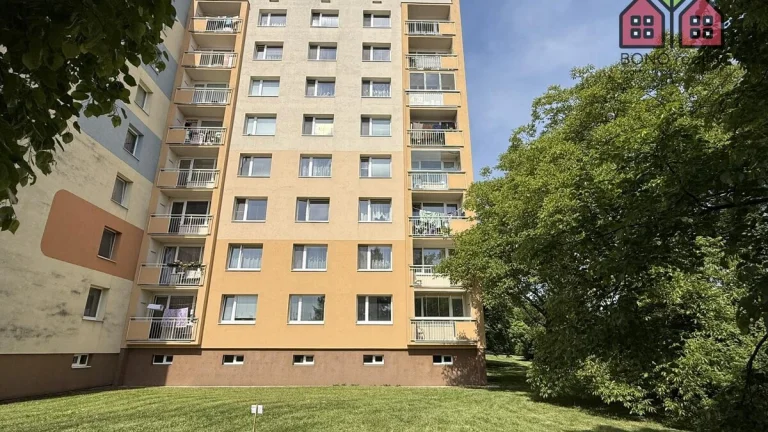 Dlouhodobý pronájem bytu 2+1, 60 m2, lodžie, sklep, Litoměři